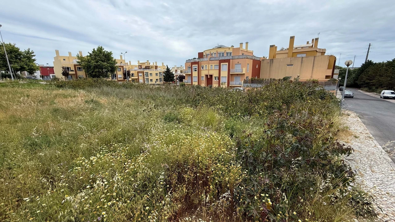 Terreno para Venda em Carcavelos e Parede Foto 27