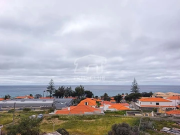 Moradia T4 para Venda em Porto Santo