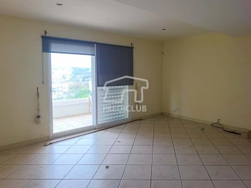 Moradia T4 para Venda em Porto Santo