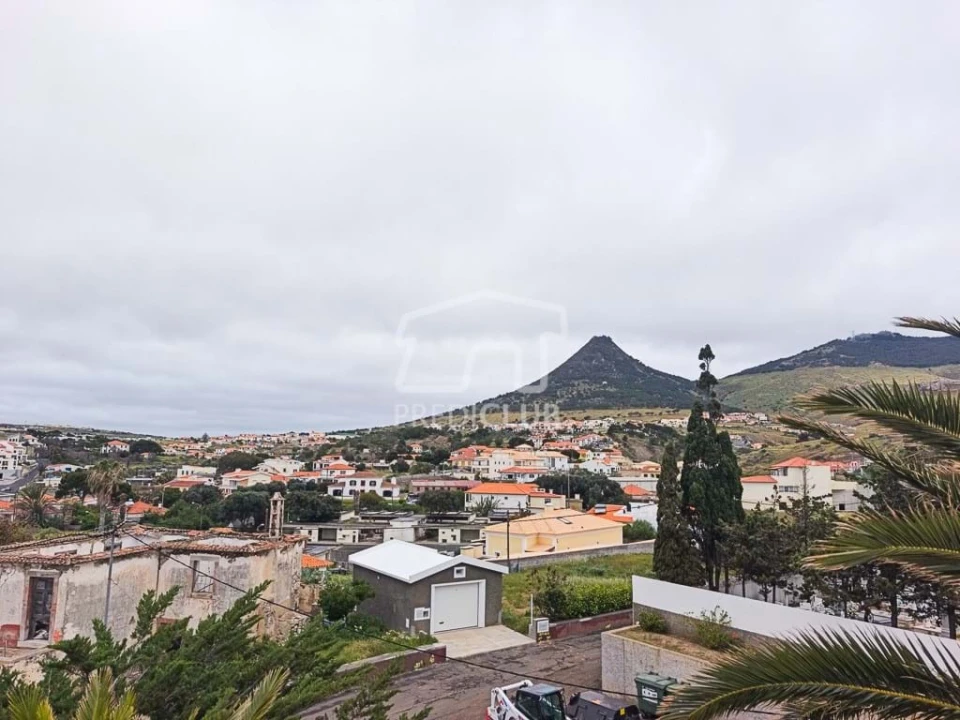 Moradia T4 para Venda em Porto Santo Foto 18