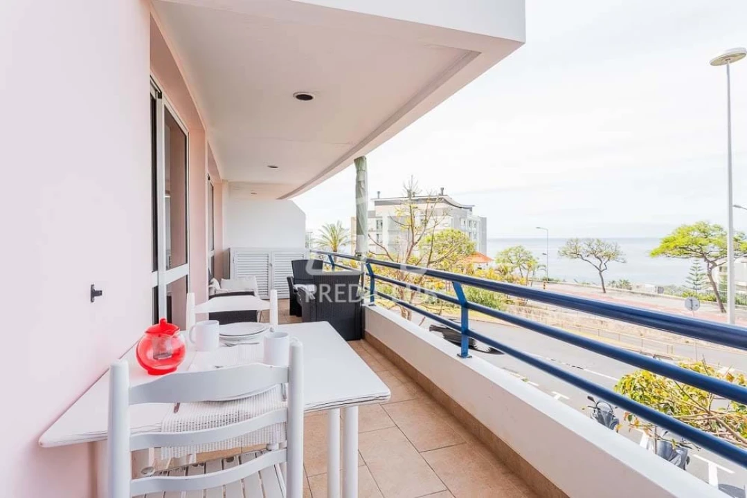 Apartamento T1 para Venda em São Martinho Foto 18
