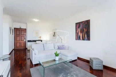 Apartamento T1 para Venda em São Martinho