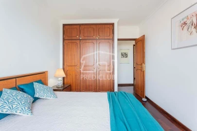 Apartamento T1 para Venda em São Martinho