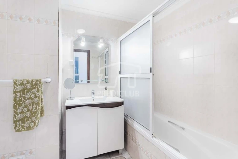 Apartamento T1 para Venda em São Martinho Foto 9