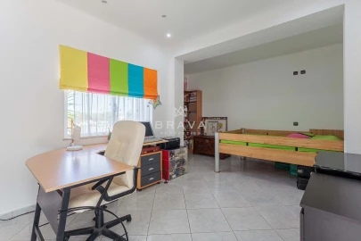 Moradia T5 para Venda em Guia
