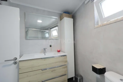 Moradia T4 para Venda em Agualva e Mira-Sintra