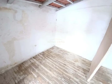 Moradia T1 para Venda em Zebreira e Segura
