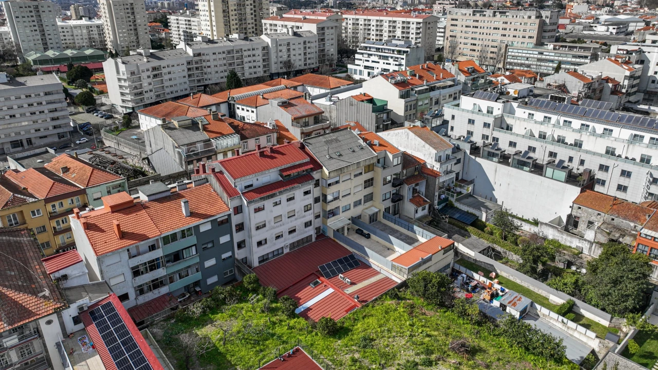Apartamento T2 para Venda em Cedofeita, Santo Ildefonso, Sé, Miragaia, São Nicolau e Vitória Foto 23