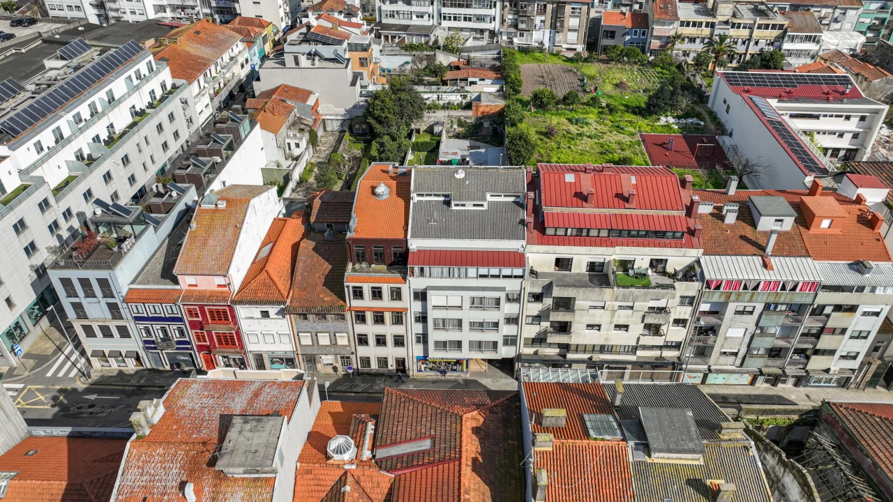 Apartamento T2 para Venda em Cedofeita, Santo Ildefonso, Sé, Miragaia, São Nicolau e Vitória Foto 25