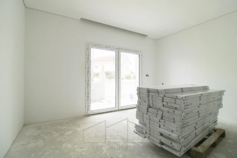 Moradia T4 para Venda em Fernao Ferro Foto 4