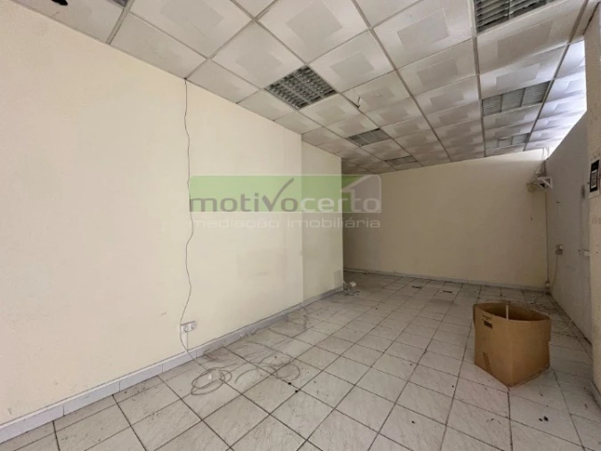 Loja para Arrendamento em Algueirão-Mem Martins Foto 6