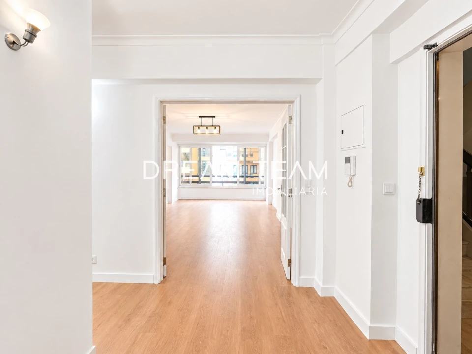 Apartamento T3 para Venda em São Domingos de Benfica Foto 10