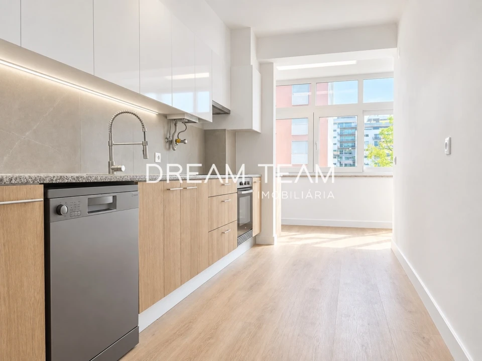 Apartamento T3 para Venda em São Domingos de Benfica Foto 2