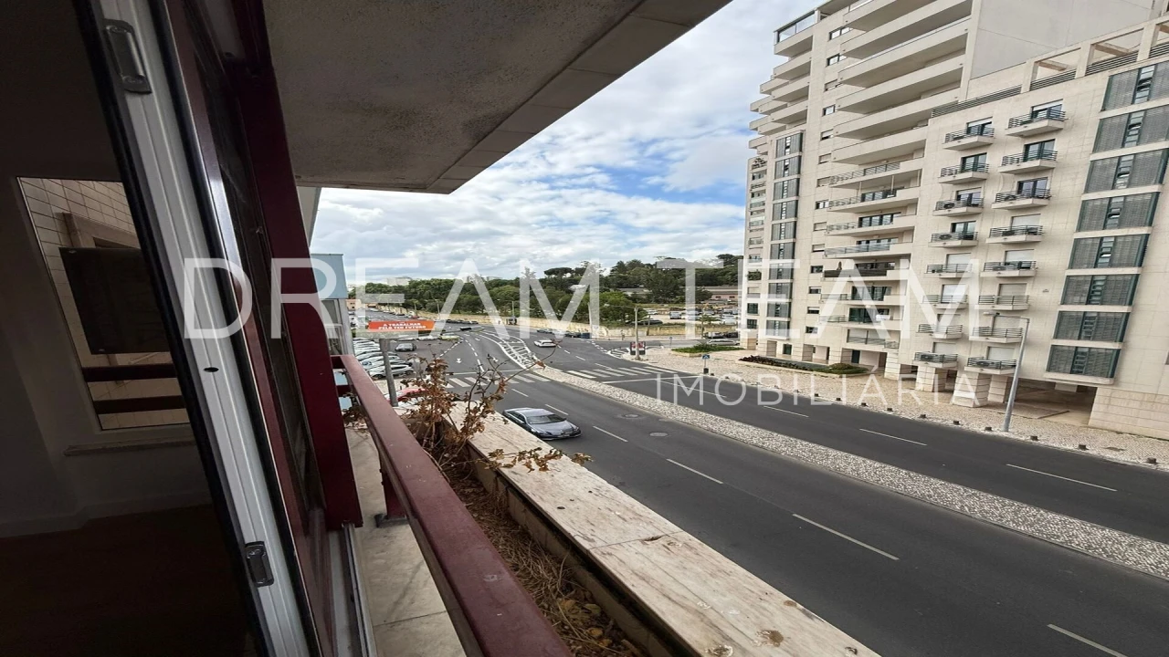 Apartamento T3 para Venda em São Domingos de Benfica Foto 31