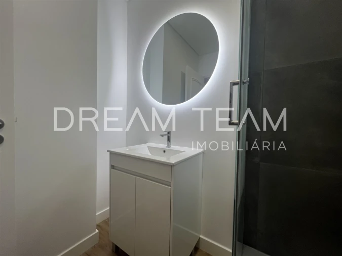 Apartamento T3 para Venda em São Domingos de Benfica Foto 20