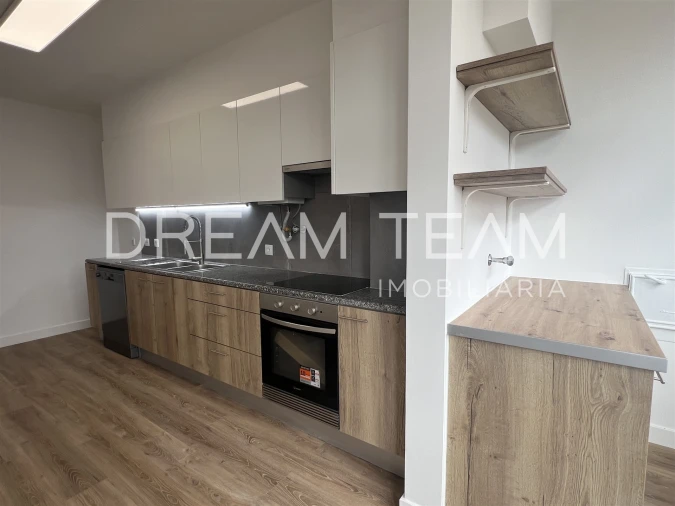 Apartamento T3 para Venda em São Domingos de Benfica Foto 5