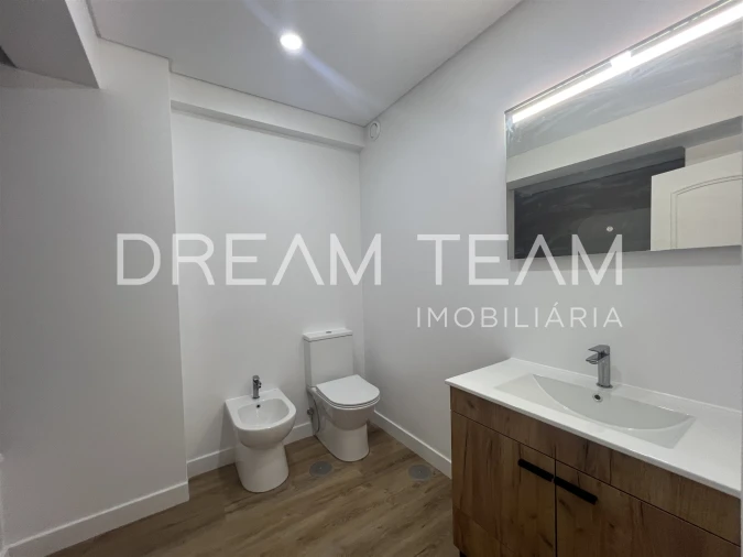 Apartamento T3 para Venda em São Domingos de Benfica Foto 18