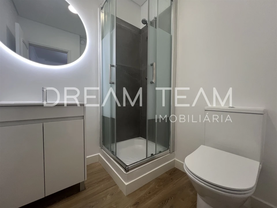Apartamento T3 para Venda em São Domingos de Benfica Foto 21