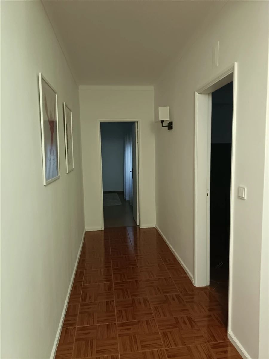 Apartamento T2 para Venda em Seia, São Romão e Lapa dos Dinheiros Foto 3