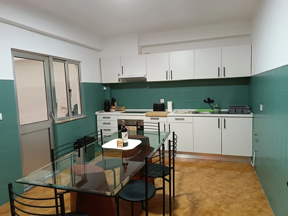 Apartamento T2 para Venda em Seia, São Romão e Lapa dos Dinheiros Foto 1