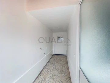 Moradia T2 para Venda em Funchal (São Pedro)