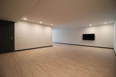 Quarto para Arrendamento em Azurem