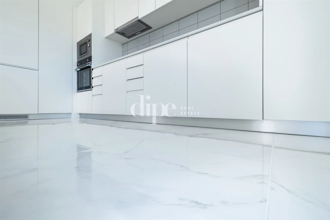 Apartamento T2 para Arrendamento em Candoso Santiago e Mascotelos Foto 4