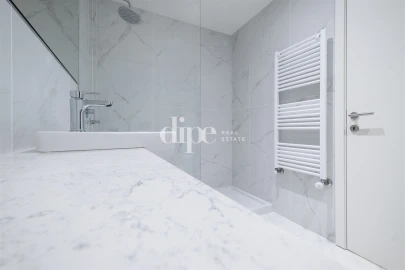 Apartamento T2 para Arrendamento em Candoso Santiago e Mascotelos