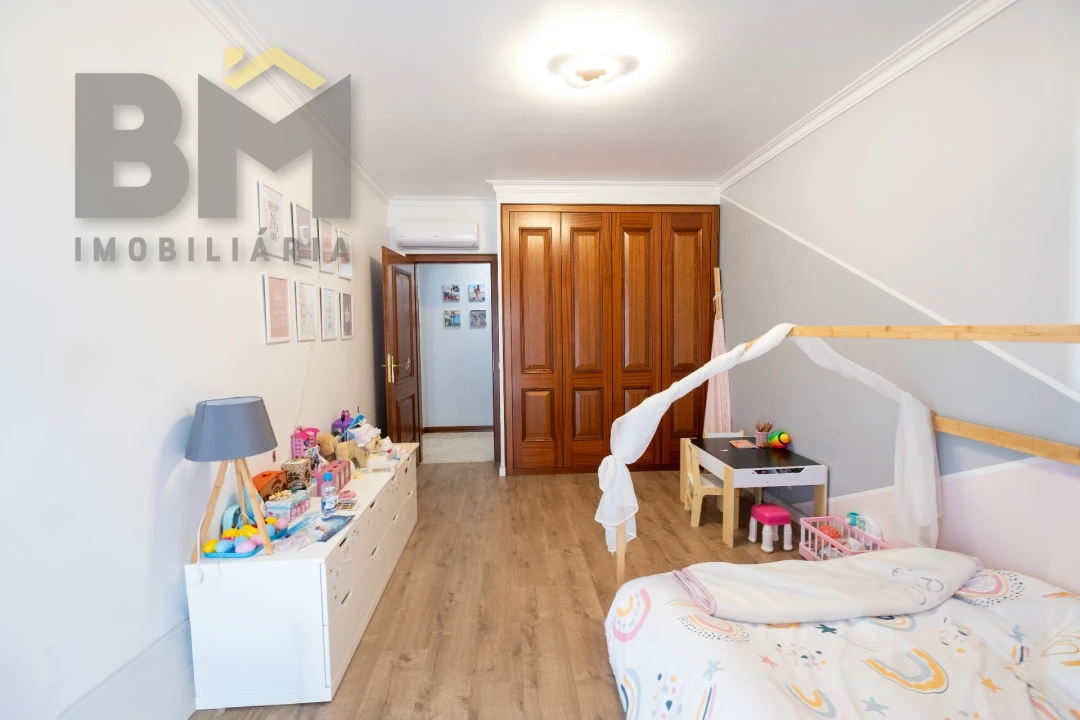 Apartamento T4 para Venda em Castelo Branco Foto 14