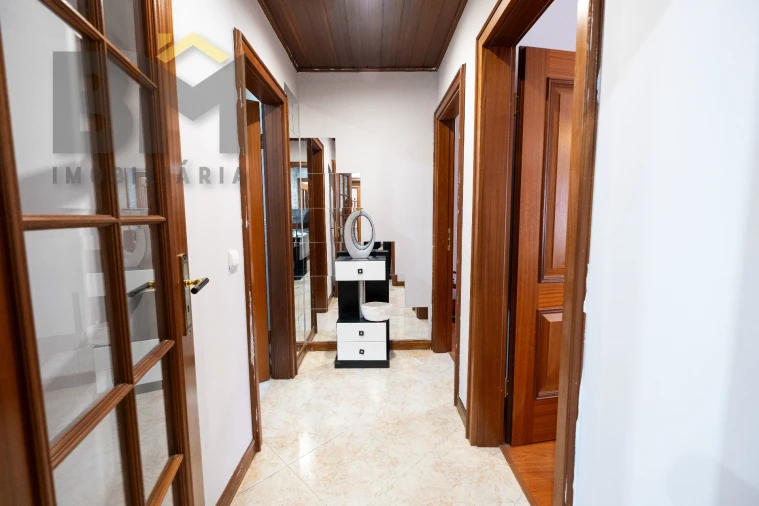 Apartamento T4 para Venda em Castelo Branco Foto 21