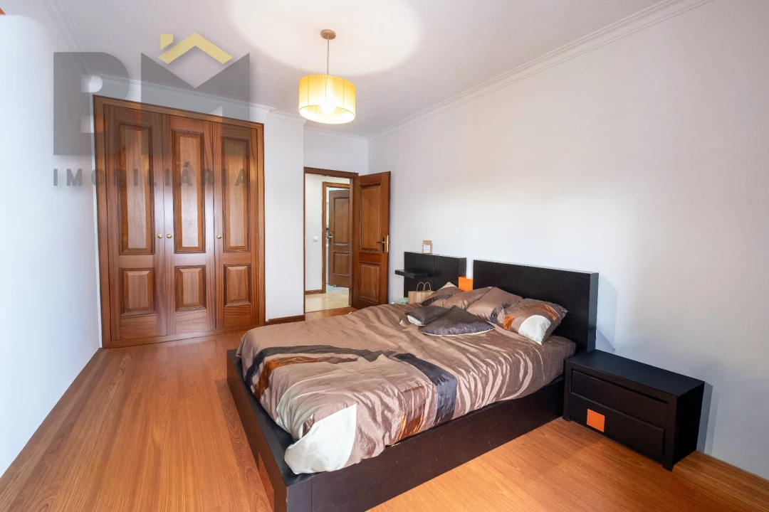 Apartamento T4 para Venda em Castelo Branco Foto 19
