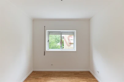 Apartamento T4 para Arrendamento em Castêlo da Maia