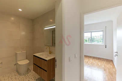 Apartamento T4 para Arrendamento em Castêlo da Maia