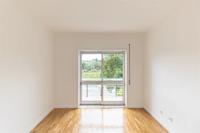 Apartamento T4 para Arrendamento em Castêlo da Maia