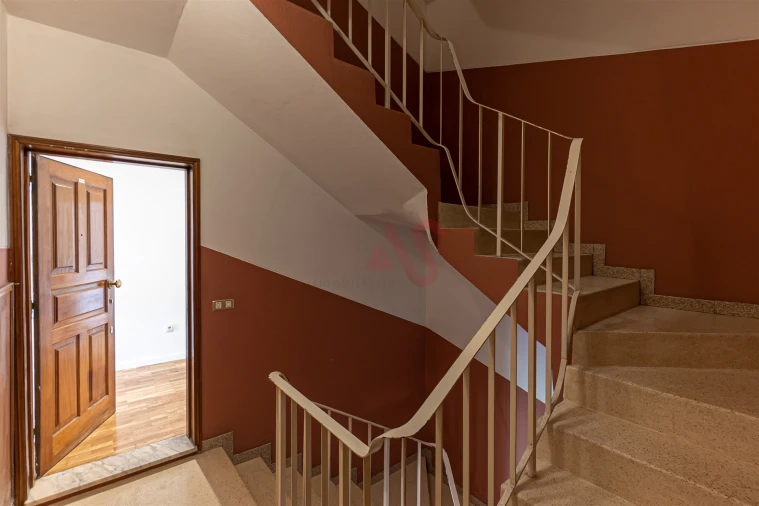 Apartamento T4 para Arrendamento em Castêlo da Maia Foto 29