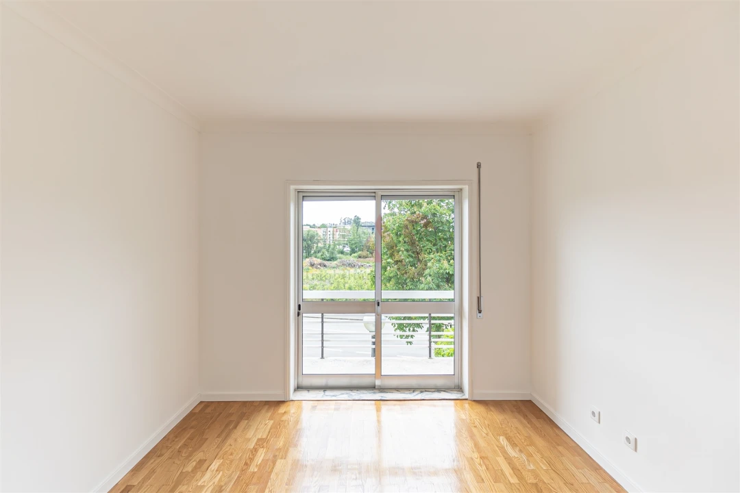 Apartamento T4 para Arrendamento em Castêlo da Maia Foto 21