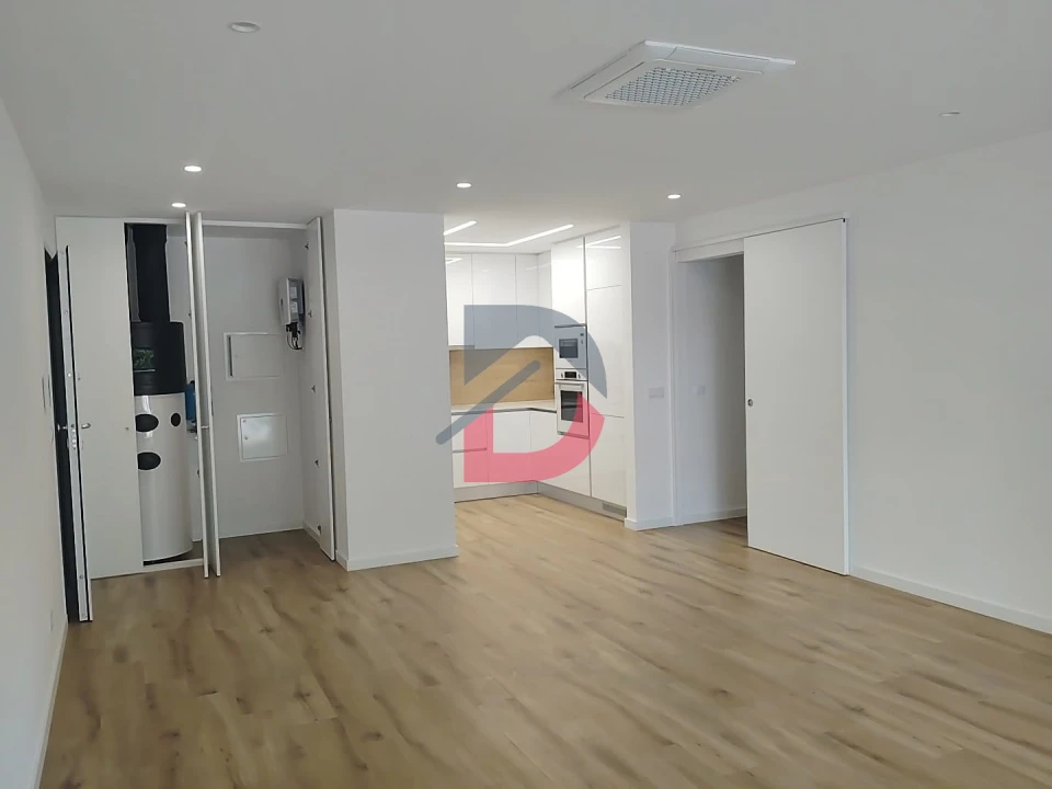 Apartamento T2 para Venda em Nazare Foto 18
