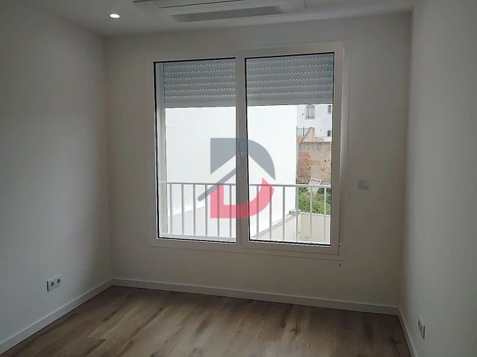 Apartamento T2 para Venda em Nazare Foto 9