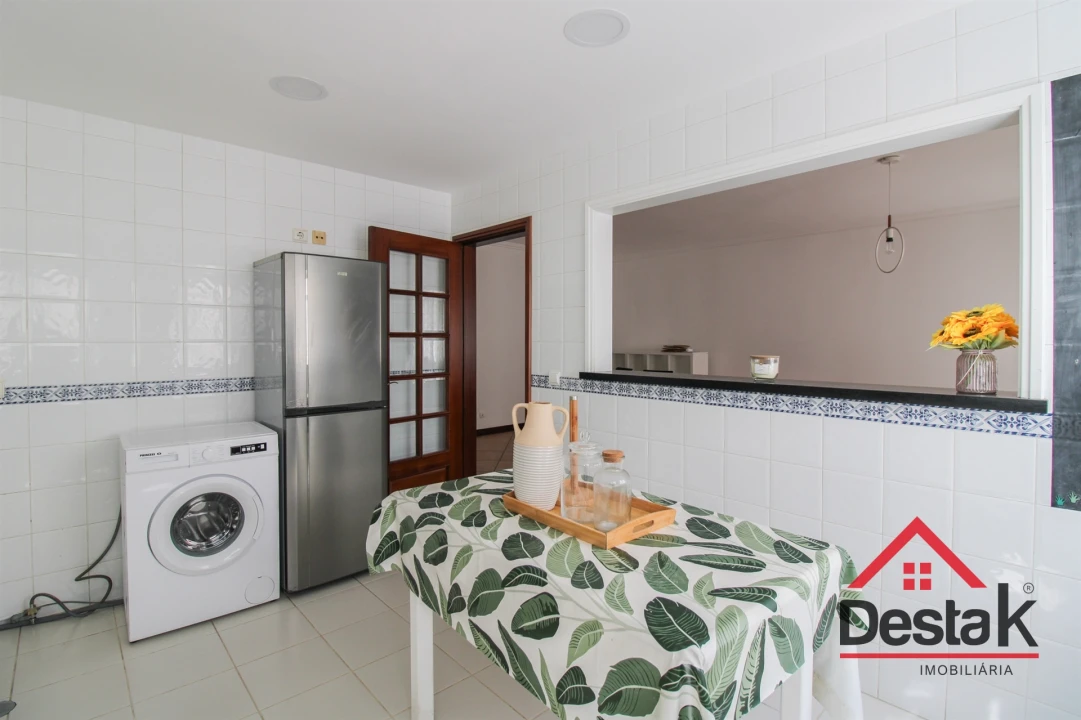 Apartamento T1 para Venda em Glória e Vera Cruz Foto 4