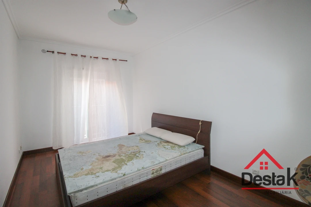Apartamento T1 para Venda em Glória e Vera Cruz Foto 7