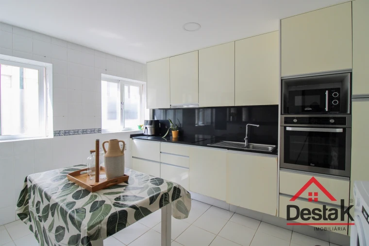 Apartamento T1 para Venda em Glória e Vera Cruz