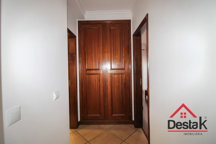 Apartamento T1 para Venda em Glória e Vera Cruz Foto 5