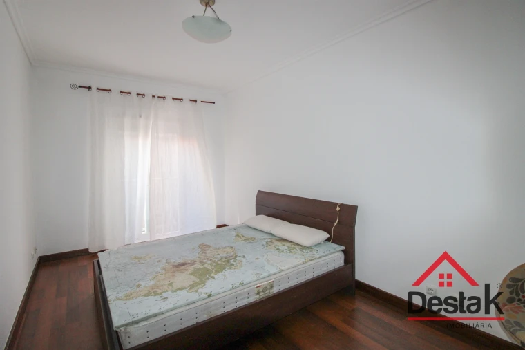 Apartamento T1 para Venda em Glória e Vera Cruz Foto 7