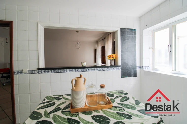 Apartamento T1 para Venda em Glória e Vera Cruz Foto 3