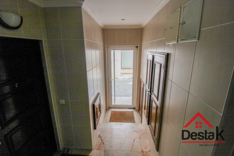 Apartamento T1 para Venda em Glória e Vera Cruz Foto 20