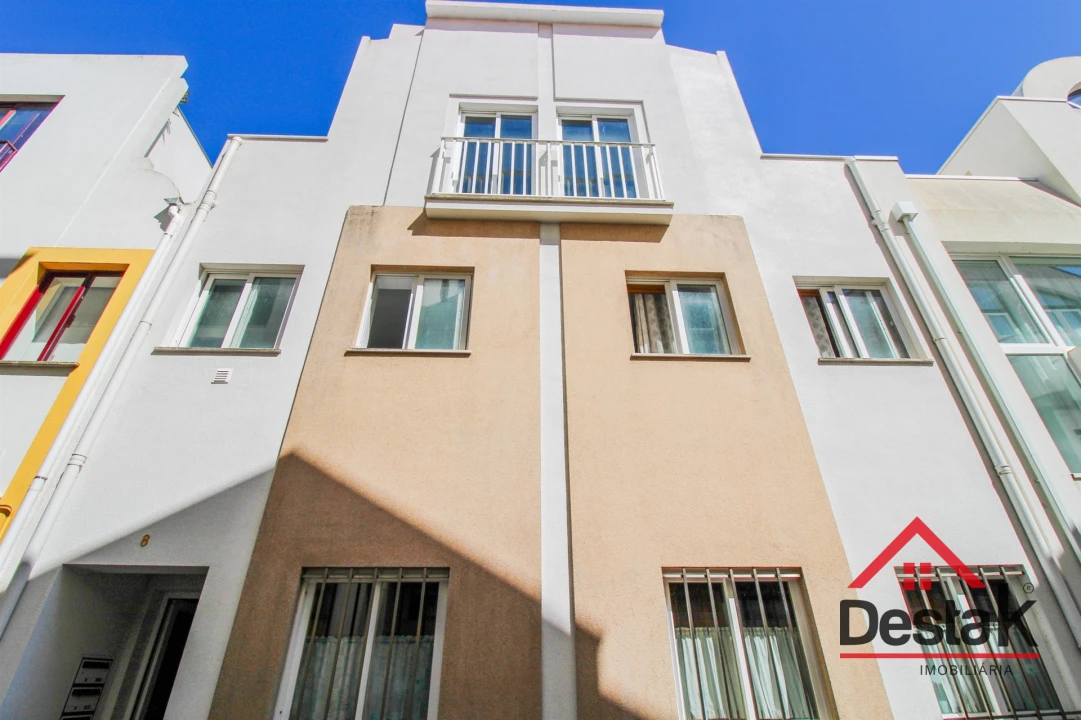 Apartamento T1 para Venda em Glória e Vera Cruz Foto 23