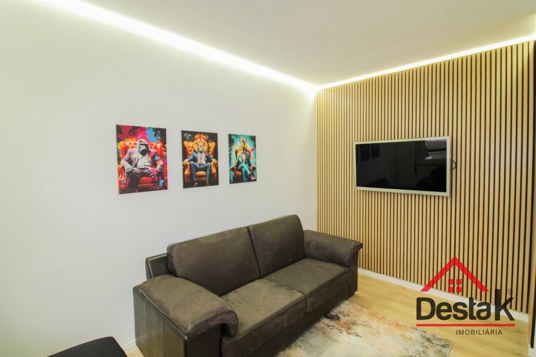 Apartamento T5 para Venda em Viseu Foto 2