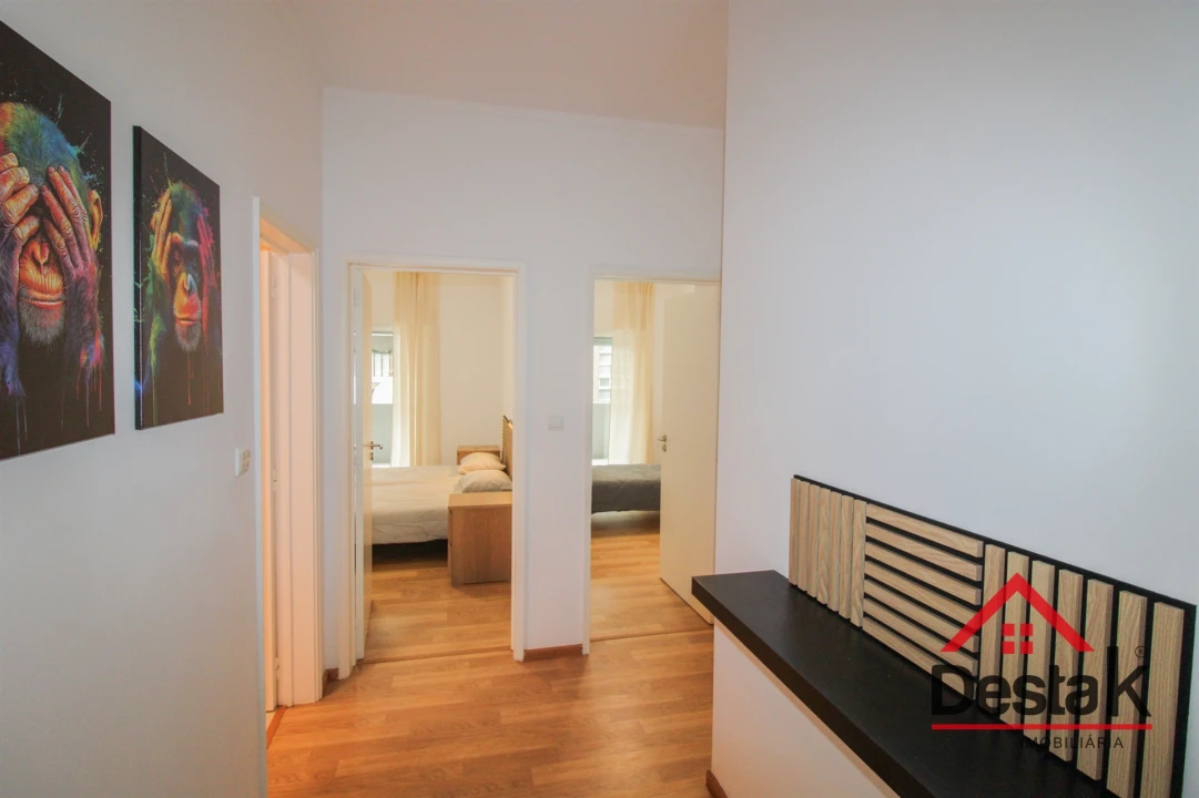 Apartamento T5 para Venda em Viseu Foto 4