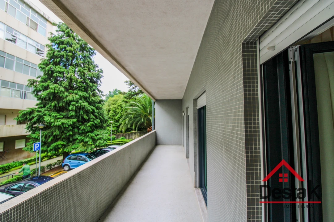 Apartamento T5 para Venda em Viseu Foto 14