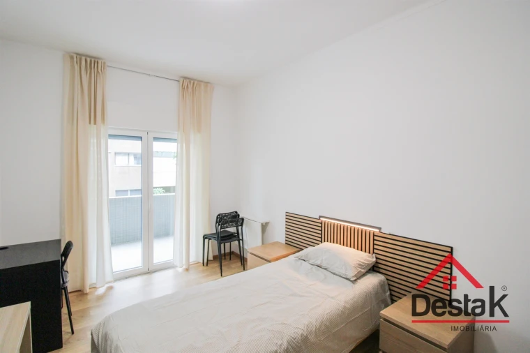 Apartamento T5 para Venda em Viseu Foto 24